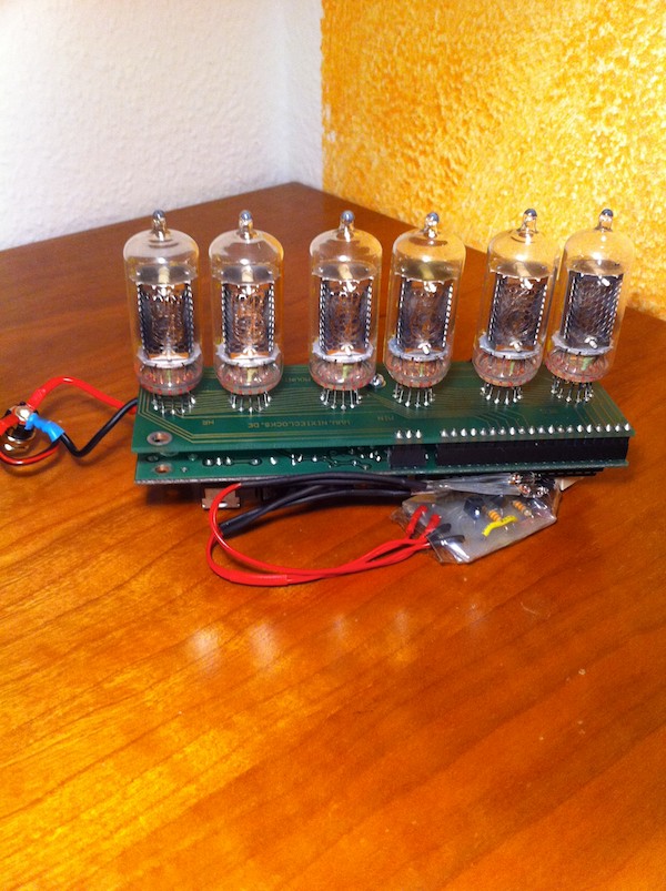 RFT Z5700M Nixie Clock